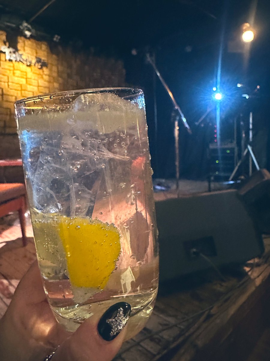 Mikio0420's tweet photo. 求))   LIVE🥹
次はいつかな？？ https://t.co/61JvJaya3D