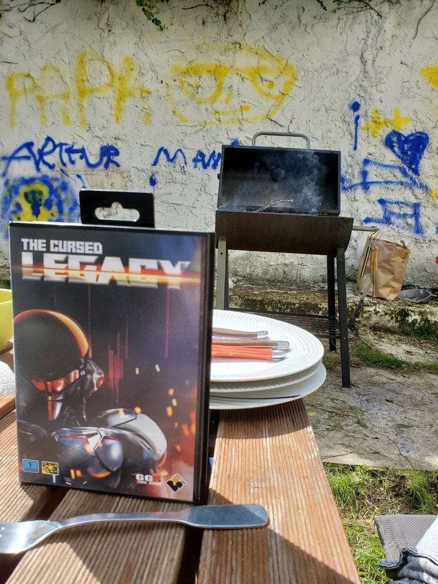 It's coming just in time for the BBQ 👌

Big thanks <a href="/Broke_Studio/">Broke Studio</a> and <a href="/TKthegame/">GGS Studio Creation</a> ❤️❤️❤️ There is even a sticker of the brand new Homebrew Factory for my laptop's back 🤩