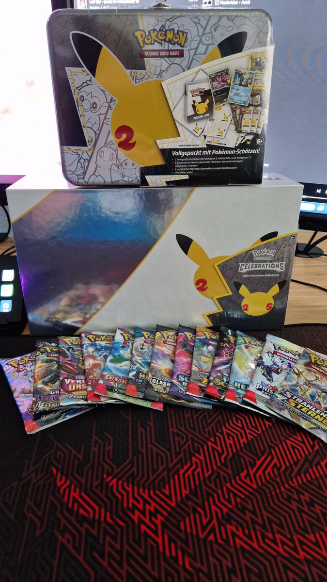 Pokémon TCG Pack Opening! :3

Jetzt LIVE: twitch.tv/spoospoo