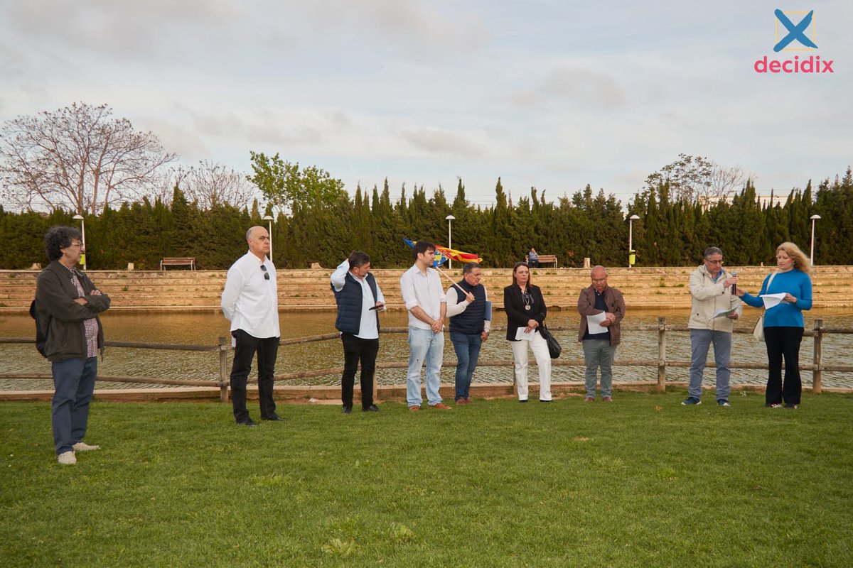 🗣️Ahir reclamàrem en Catarroja la necessària protecció per als pobles valencians, la que l'han negat tots els partits en representació. 

❤️ Un agraïment especial als veïns i simpatisants que s'acostaren a escoltar les nostres propostes.

🫵🏼 ¡Protegim els pobles valencians!