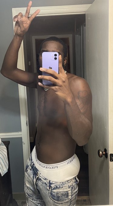 Watch Acey Forger 🔎's leaked NSFW photo on TwXstars