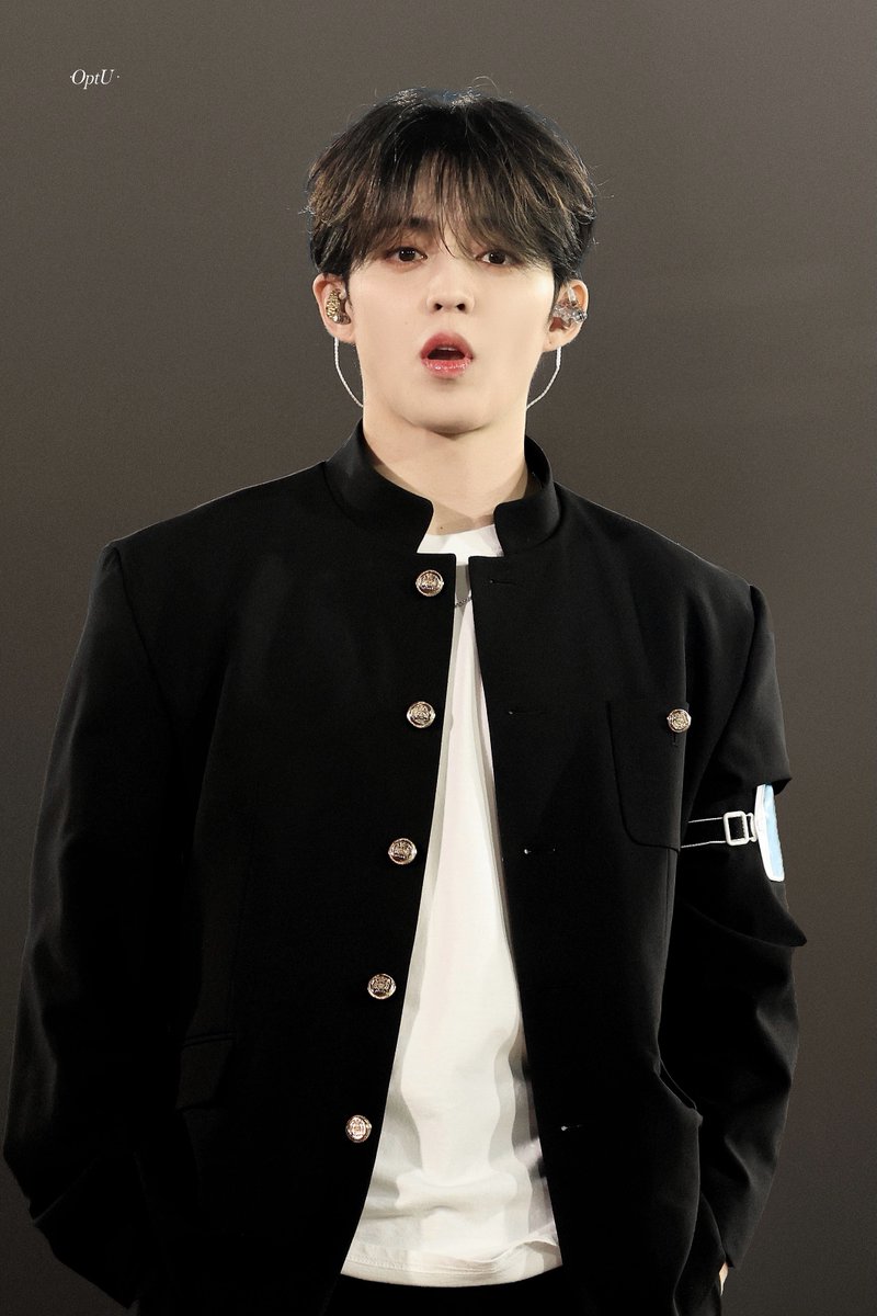 250426

#에스쿱스 #SCOUPS
#승철 #최승철 
#세븐틴  #SEVENTEEN  
<a href="/pledis_17/">세븐틴(SEVENTEEN)</a>