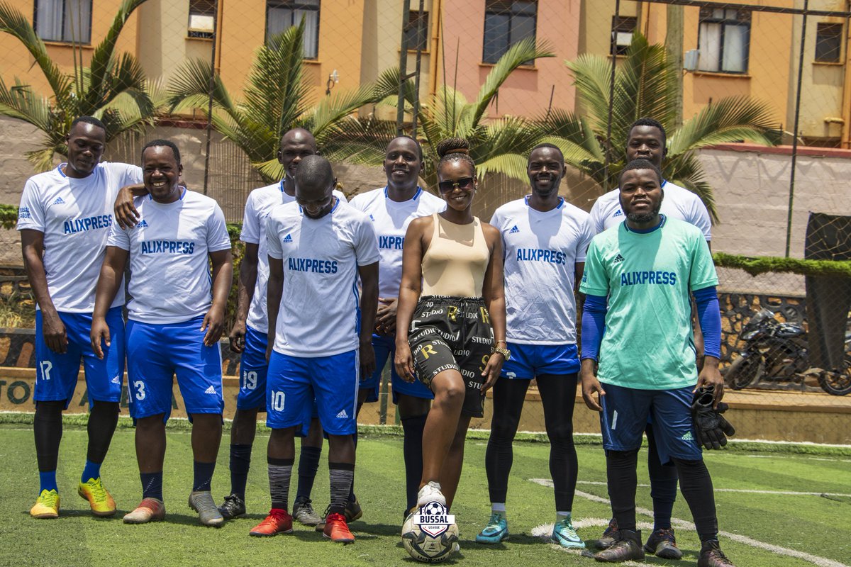 BussalLeague's tweet photo. Sixers FC       2 - 6    Daza Fc
Nyombi 2                  Julius C 3
                                      Mikidad
                                      Shakil  2

#BussalLeague  #FfeBuddo #ThisisBuddo https://t.co/coT3Dln9MW