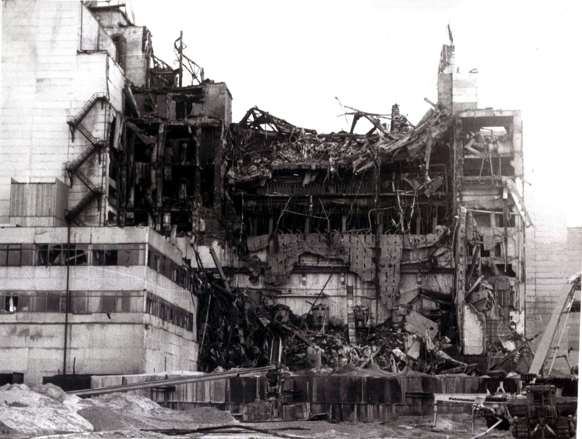 This day in 1986 the explosion at the Chernobyl nuclear plant changed our destiny for hundreds if not thousands of years.

The wind was blowing towards Belarus...