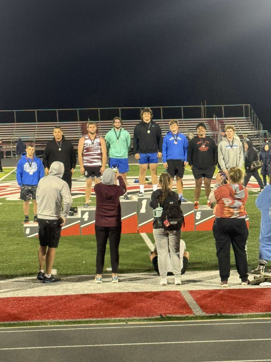 Julio_Kicks66's tweet photo. Had a great day in the Shot Put with a new PR of 44’11 and a 5th place finish at the Kent City Elite Invitational.
#tracknfield #ShotPut https://t.co/Y147yKhRt8