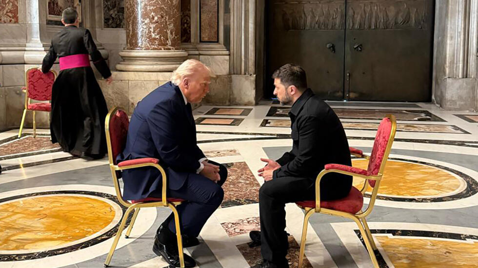 Ojalá Zelenski y Trump estén hablando de paz. Es lo que hubiera deseado el difunto papa Francisco y cualquier persona de buena voluntad dentro y fuera del catolicismo. #Francisco #Trump #Zelenskyy #Peace #PeaceAndLove #Ucraina #popefrancisfuneral #Actualidad #PapaFrancesco