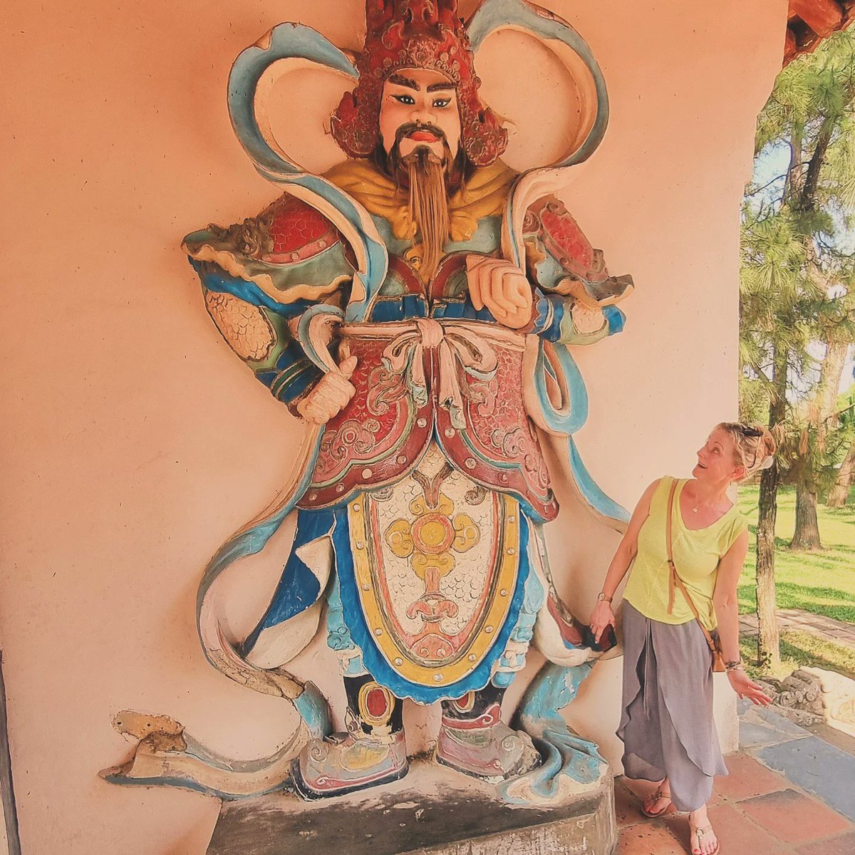 fergathome's tweet photo. The people in Da Nang, Hoi An, Hue, and Ho Chi Minh made this trip amazing for us. They're funny, determined, entrepreneurial and love a good haggle, just like the Scots... 🇻🇳 #Vietnam https://t.co/884bDxkcgm