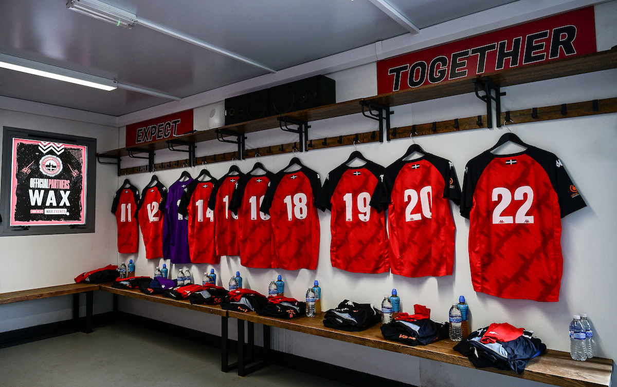 TCFC_Official's tweet photo. 👌The final touches...

📸 @ppauk 

❤️🖤 #WeAreTheCity https://t.co/GSQFYkeopB