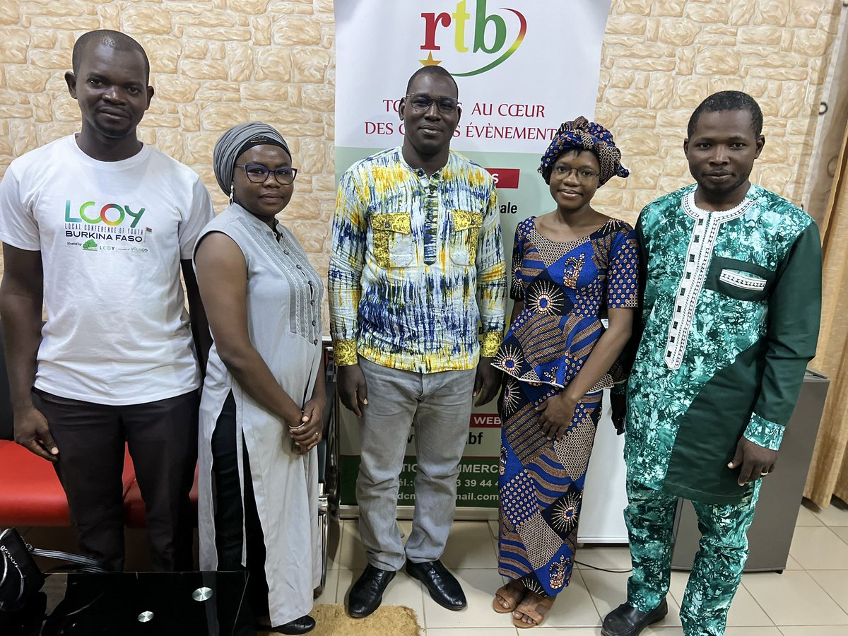 Le Directeur de la RTB/télé a reçu une équipe des 10 ans de la CONAJEC pour discuter des aspects pratiques du lancement de la campagne de sensibilisation sur l’économie d’énergie et les énergies renouvelables, qui aura lieu au sein de la RTB/télé.
#10ansconajec