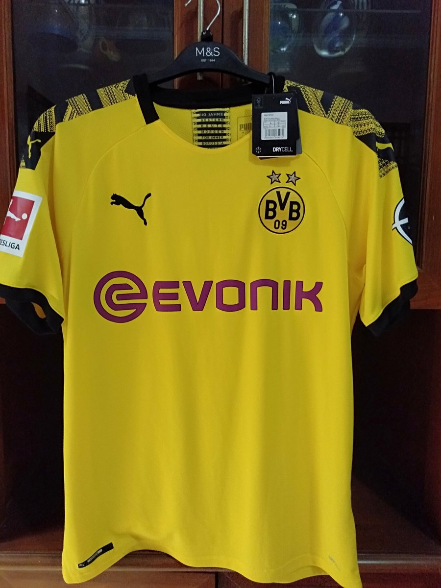 JuveUnited's tweet photo. Titip om @Jerseyforum #jersey4sale 🙏
1. Rangers 19/20 Home BNWT M 499k
2. PSG 22/23 Jordan Fourth BNWT M Messi #33 1.799k
3. Dortmund 17/18 Home BNWT L Guerreiro #13 799k
All Original

WA 081514284847 https://t.co/dyhfsHS4Ua