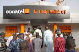 Quand l’agréable se joint à l’utile… 
Moment de proximité, de reconnaissance et de conjonction autour de la figure emblématique de Mame Seydi Hadji Malick Sy, le nouveau nom de notre agence de Tivaouane. 
Doublé d’un moment d’émotion et de retour aux sources dans la douce
