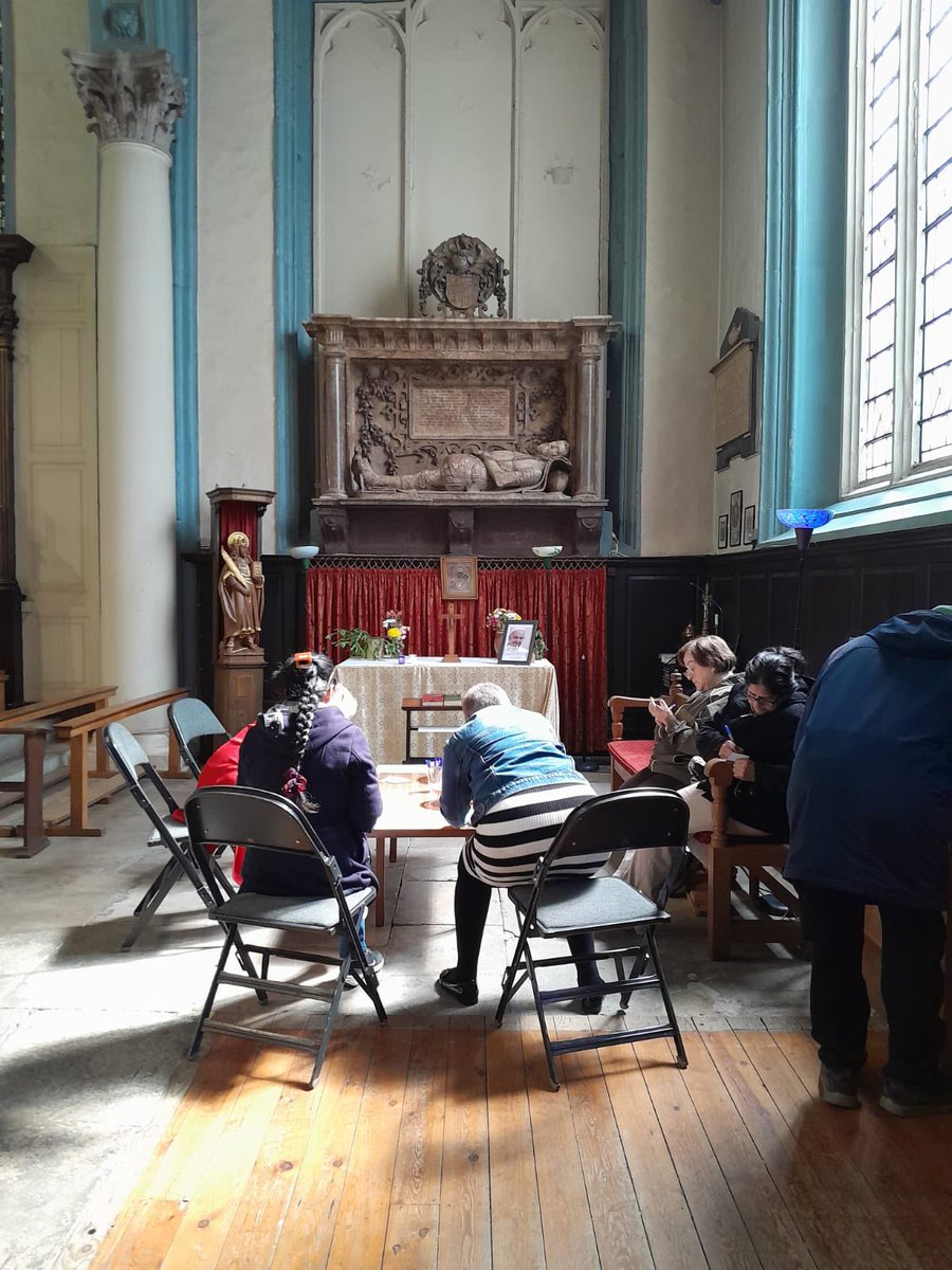 StKatharineCree's tweet image. Today we have been watching the funeral of Pope Francis together in church and spending time writing and sharing our reflections on what his moral and spiritual leadership meant to us 🙏🏻

We continue to pray with and for our Catholic friends and all who grieve