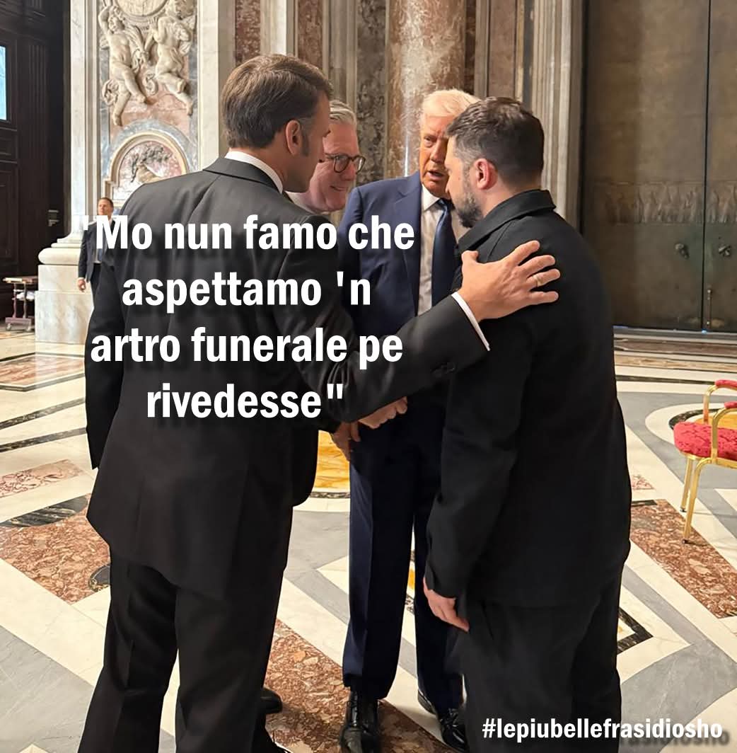 lefrasidiosho's tweet image. #funerali #Papa