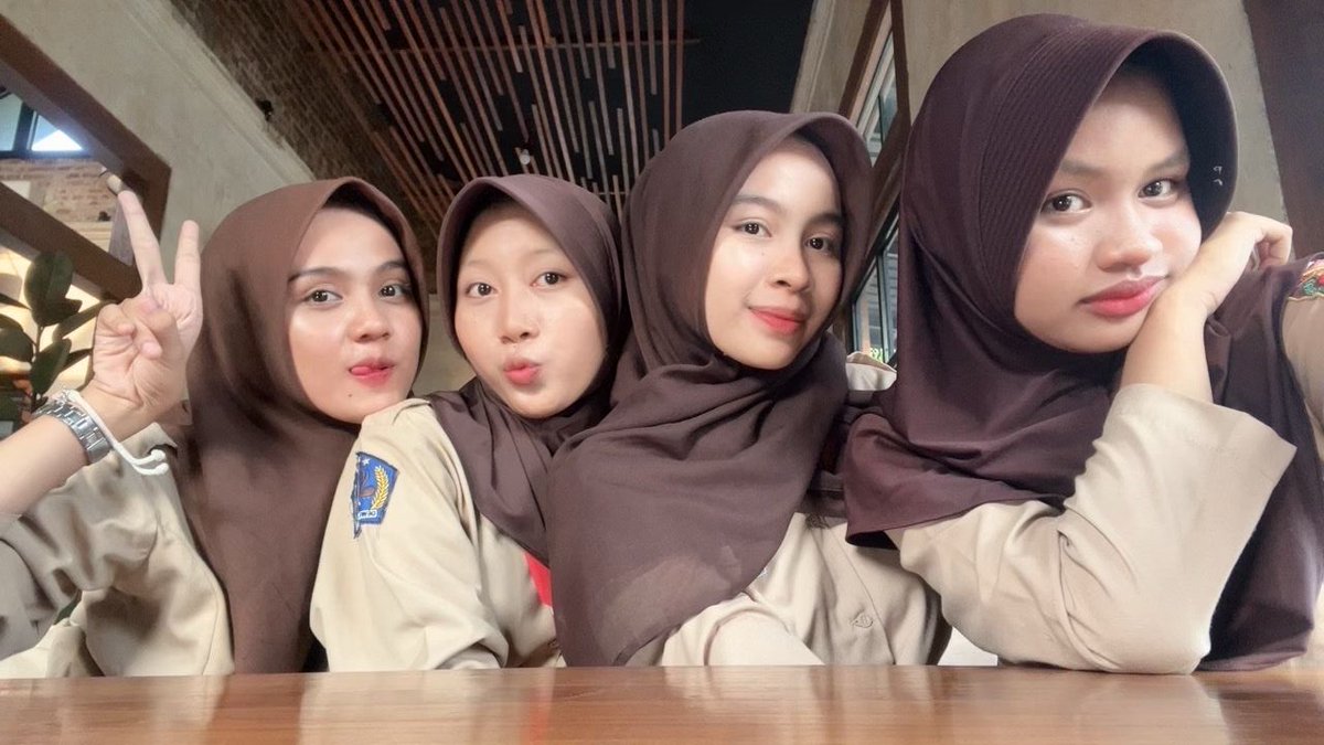 omg si cantikkk
