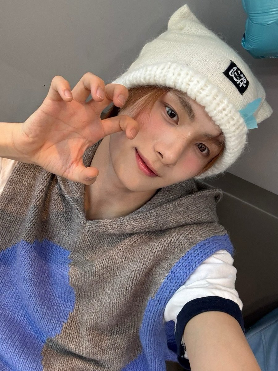 247_yj's tweet photo. #Team춘냥이 https://t.co/pnJ4HBJC3i