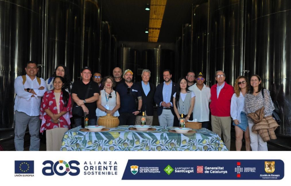 Desarrollamos la misión técnica en Denominación de Origen en Andalucía España, una experiencia para fortalecer la promoción de productos locales:
🧀🍃Quesito envuelto en hoja de achira.
🍪Buñuelo santuariano.
🥃Tapetusa de montaña.
🌽🧇Teja de capio.
<a href="/UEenColombia/">Unión Europea en Colombia 🇪🇺</a> 
<a href="/AlcRionegro/">Alcaldía de Rionegro</a>