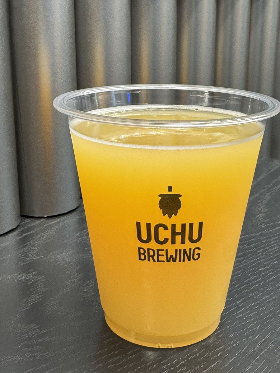 Jun_No13's tweet photo. 虎ノ門ヒルズまで歩いてこちらで🍻
#クラフトビール
#うちゅうブリューイング @UchuBrewing
#Cloudwater @cloudwaterbrew
#SoraMizuShizen https://t.co/IMd8VgFk6y