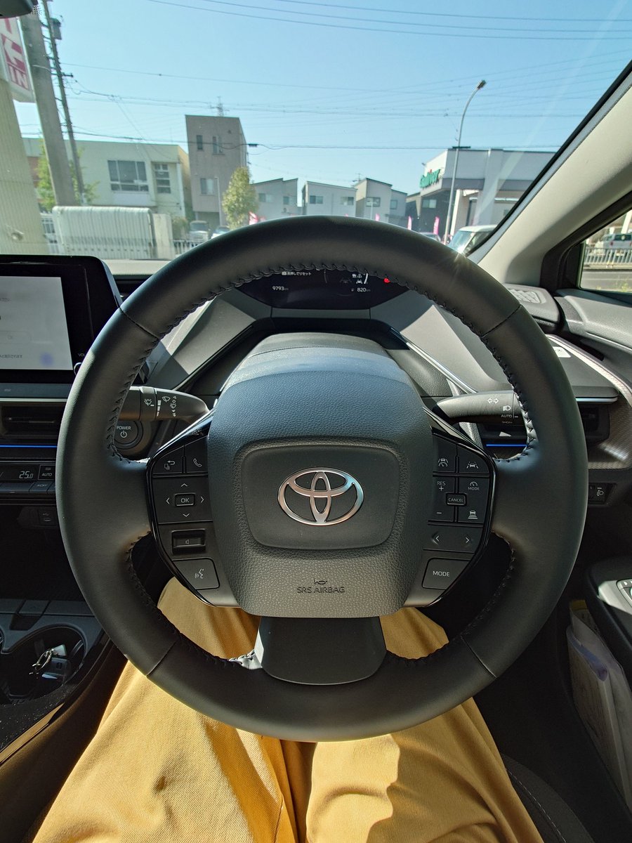 プリウス乗ってきたお
