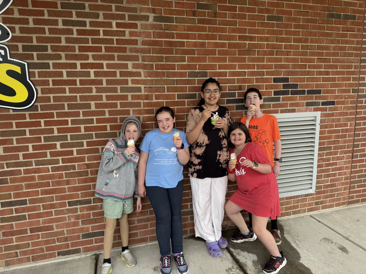 Leslie Corbitt Harback tweet media