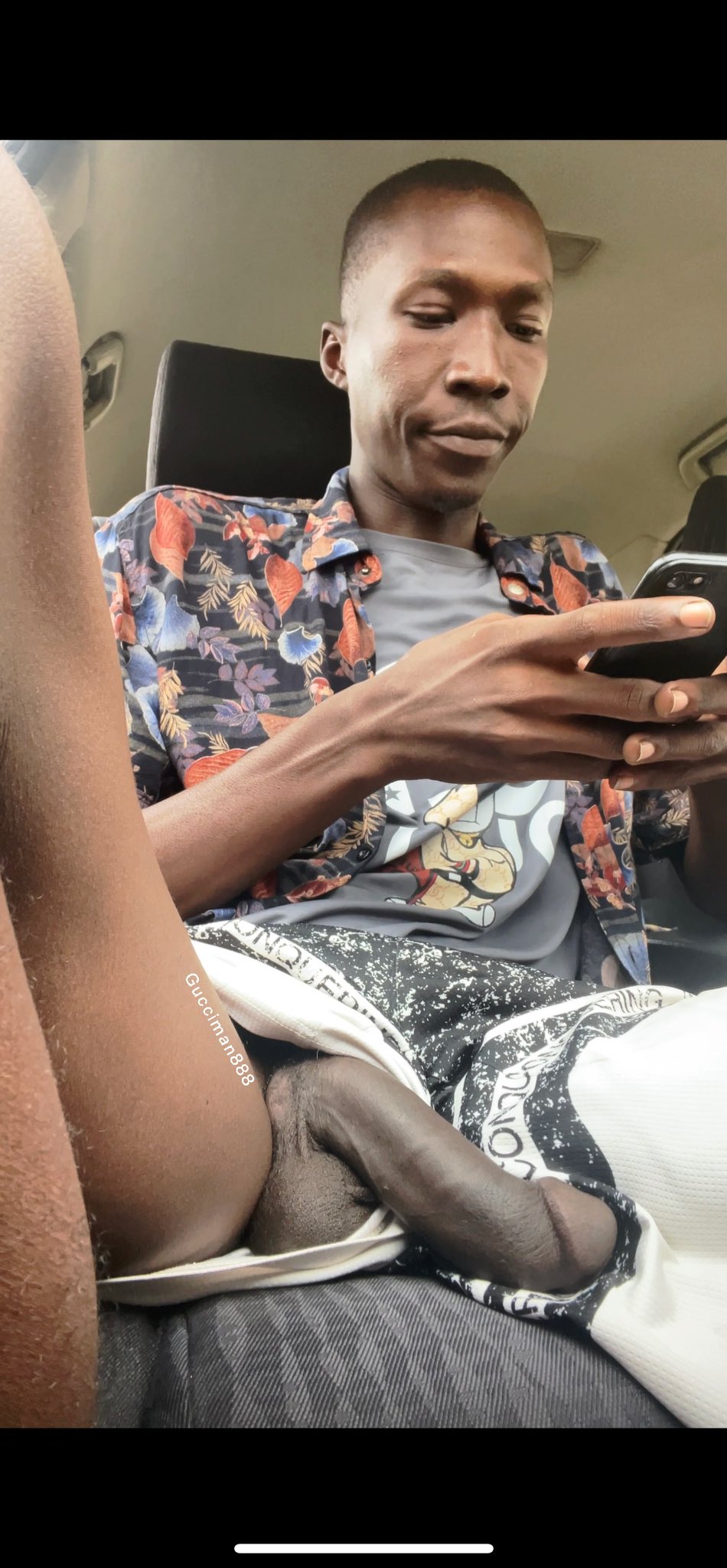 Wataa🍆 https://t.co/vJ0t9OVClR