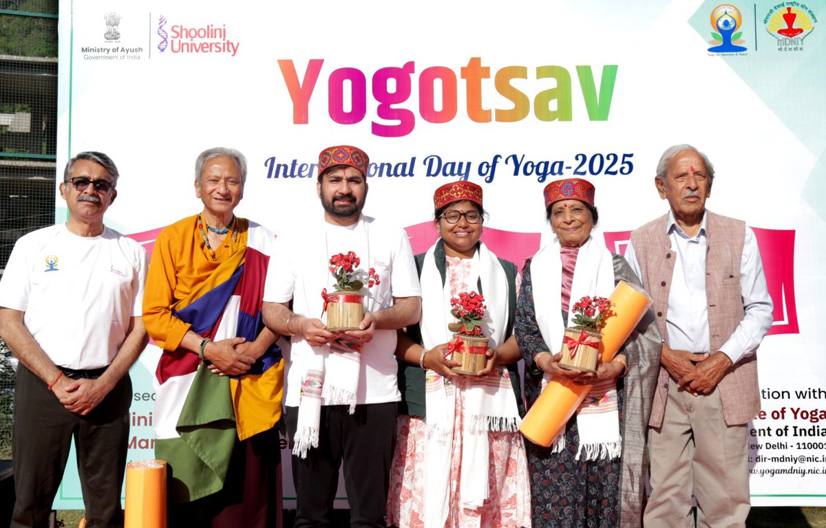 Shoolini University tweet media