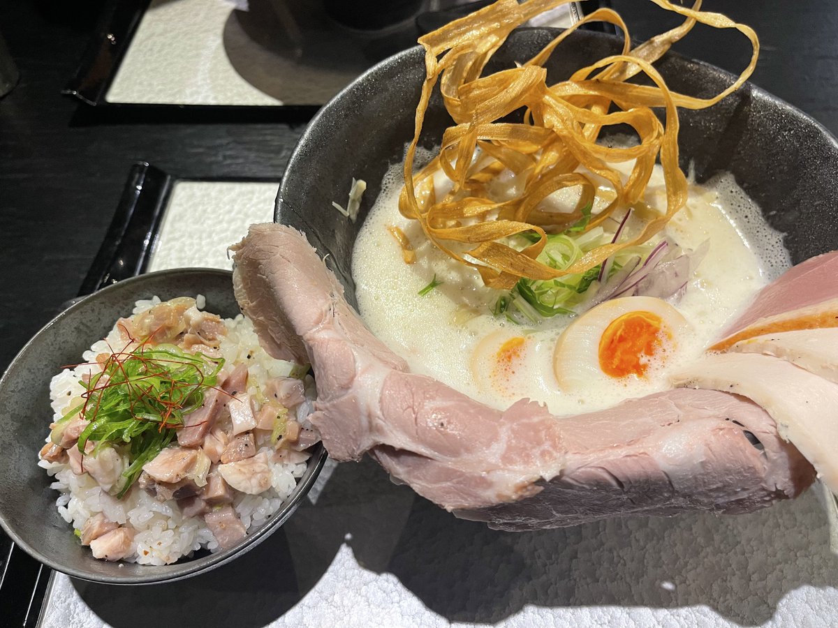 511keisuke's tweet photo. ラーメン道
鶏soba座銀 住之江店 https://t.co/w1othsyQuA
