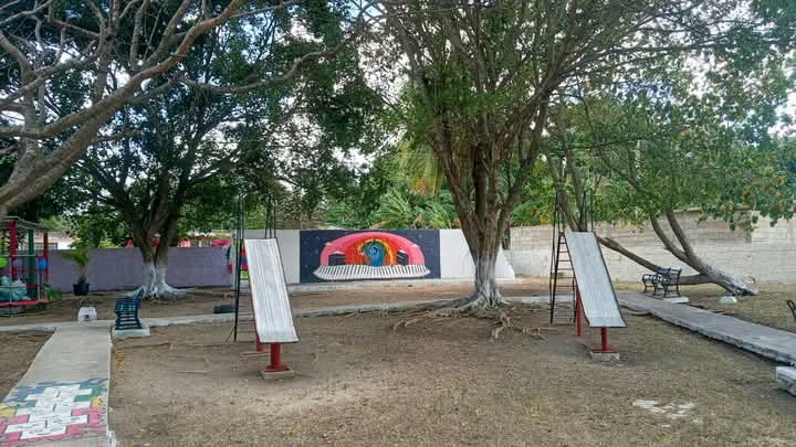 Hoy 26 de abril a las 10am abrirá sus puertas el renovado parque infantil Meñique en Florencia para los más pequeños de casa con el Proyecto "Sueños y tradiciones 
de mis montañas".
#FlorenciaVaConTodos 
#GenteQueSuman 
#ElDesarrolloEmpiezaAqui 
#SinPerderUnDia