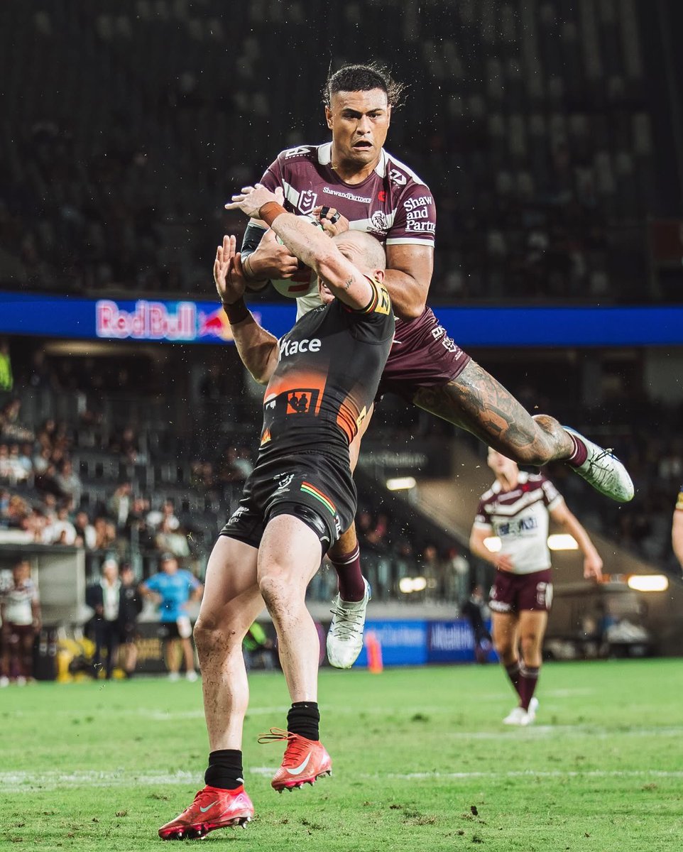 danielivers_'s tweet photo. Rugby league pictures that go hard https://t.co/ZZl8Vmq4jV