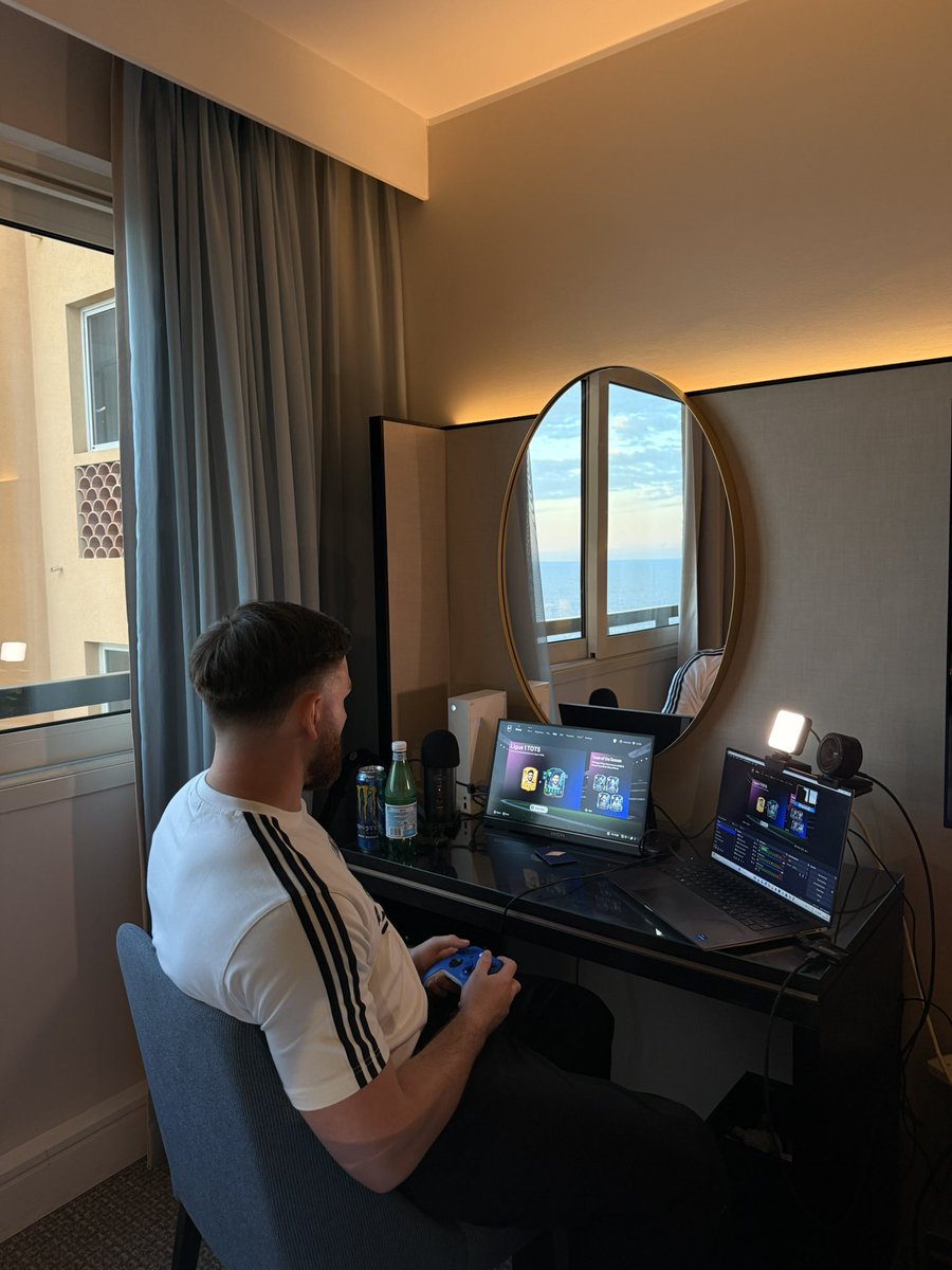 For every like this post gets till Monday I’ll do 1 L1 &amp; APL upgrade to open in stream 🫡 one person who likes will get a £20 FC point voucher 🙌🏻