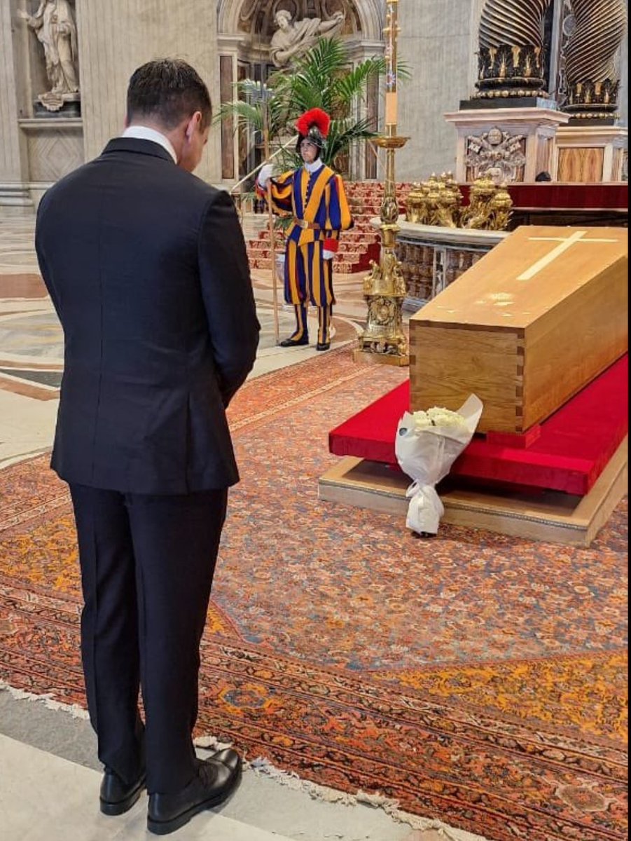 Hernán Higuera tweet media