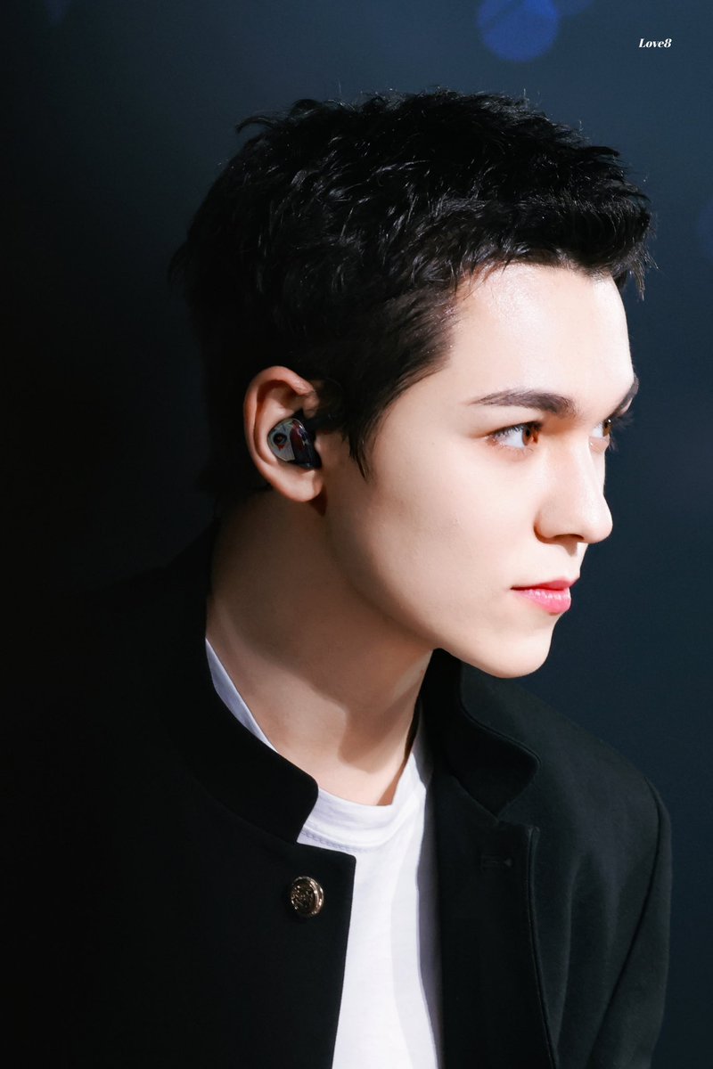 20250426 in Osaka🖤 #버논 #최한솔 #VERNON #バーノン #세븐틴