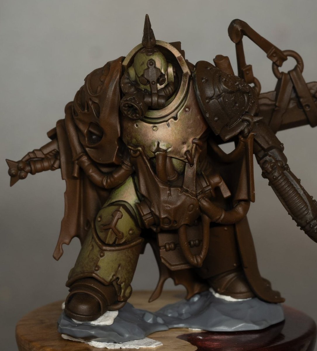 Daemonrich's tweet image. Games Workshop sent me the new Death Guard release as an early review copy. I've been very excited for the model ever since it was previewed, so I'm going to spend a bit of time on it! ☠️
#AdWIP #Deathguard #PaintingWarhammer #warhammercommunity