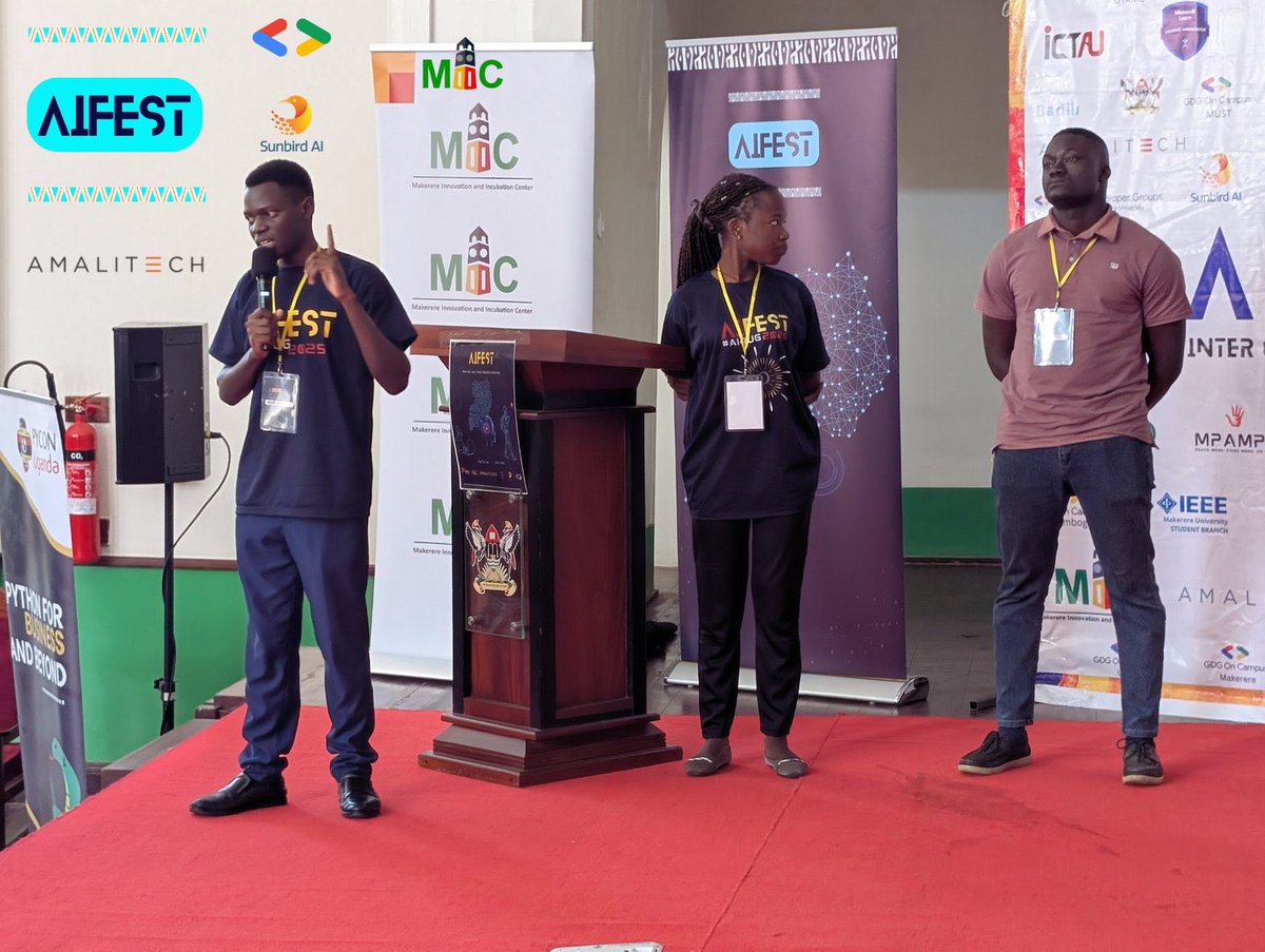 petercodes34's tweet photo. Team Google Cloud Devs live
with a Malaria Diagnostics Ai Assistant
Letβs fight malaria out of Uganda
#AI4UG #BuildWithAI #AIFestUG
@gdgmuk https://t.co/QzNtsBUmPC