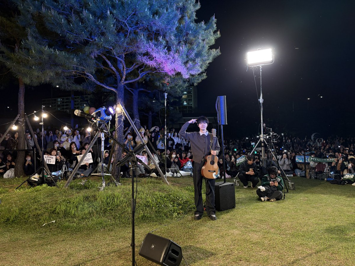 hahyunsang_twt's tweet photo. 2025.04.25 '봄밤&amp;하현상' 버스킹

#하현상 #Hahyunsang https://t.co/VBwQHSxZyw