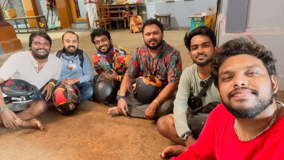 My team ❤️‍🔥 
#vjsiddhu #vjsiddhu_vlogs