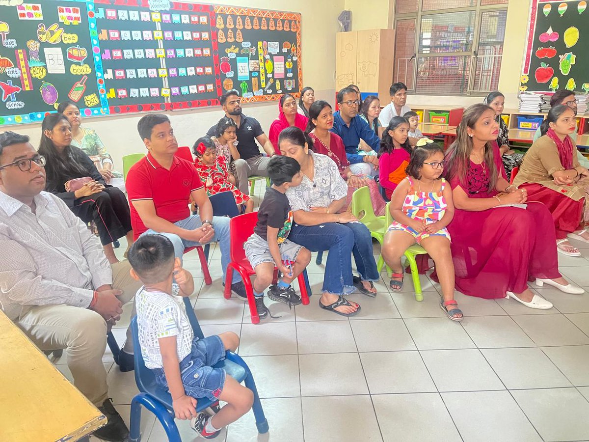 sdg4all's tweet image. The #FS hosted its most significant #HolisticProgressCard Orientation cum PTM, showcasing a new era of child-centered assessment. Parents welcomed this innovative approach with open arms, strengthening our commitment to #collaboration &amp;amp;  #partnership.