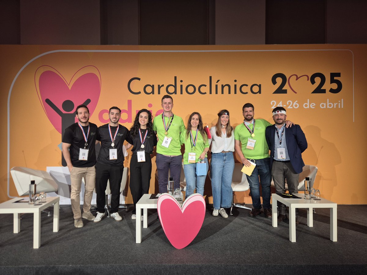 Cardiología La Paz (@cardiohulp) on Twitter photo ❤️Enhorabuena a nuestro equipo <a href="/CardioHULP/">Cardiología La Paz</a> por el subcampeonato en el concurso de casos Kobra Kardio en <a href="/clinica_sec/">Asociación Cardiología Clínica SEC</a> #CardioClinica25
💪🏻 <a href="/emilio__arbas/">Emilio Arbas Redondo</a> <a href="/Azlaragarcia/">Alejandro Lara García</a> <a href="/luciacaanales/">Lucía</a> ❤️Enhorabuena a nuestro equipo <a href="/CardioHULP/">Cardiología La Paz</a> por el subcampeonato en el concurso de casos Kobra Kardio en <a href="/clinica_sec/">Asociación Cardiología Clínica SEC</a> #CardioClinica25
💪🏻 <a href="/emilio__arbas/">Emilio Arbas Redondo</a> <a href="/Azlaragarcia/">Alejandro Lara García</a> <a href="/luciacaanales/">Lucía</a>
