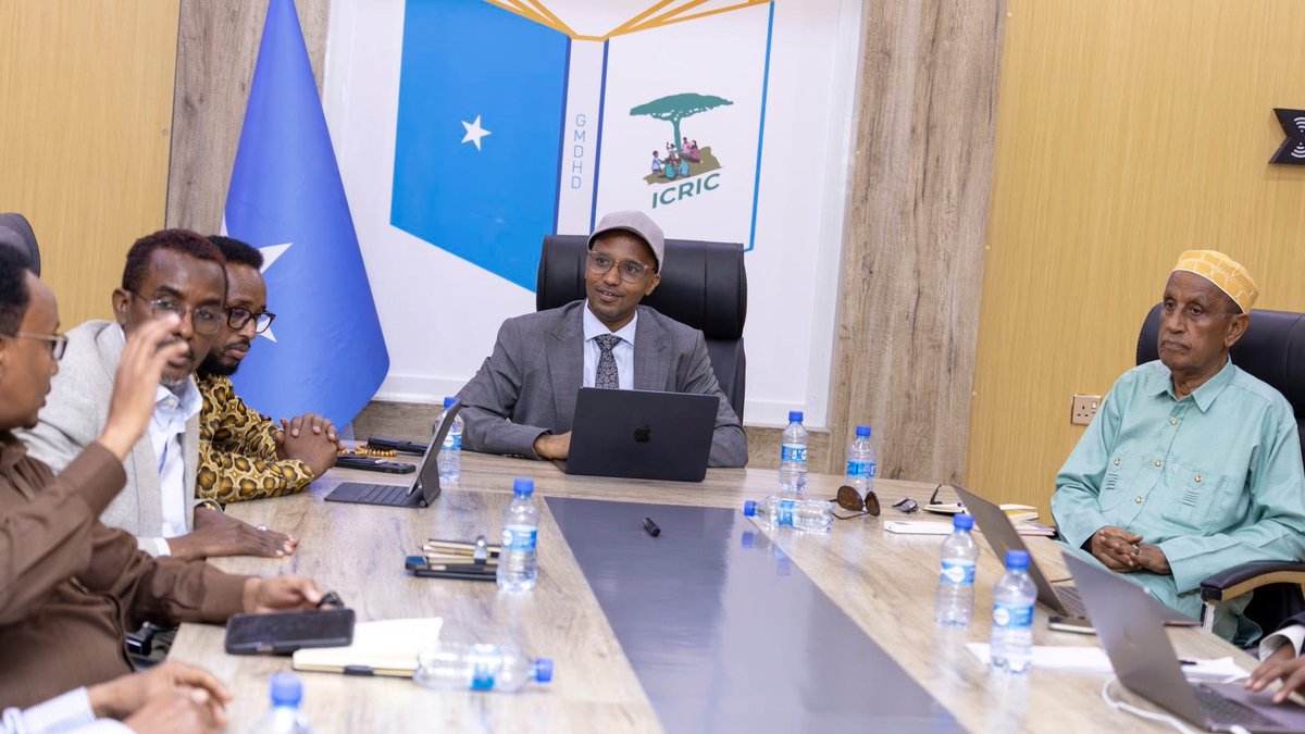 ICRIC held its regular meeting today, chaired by Chairman <a href="/AvvBurhanAdan/">Burhan Adan Omar</a> . The meeting, attended by members and advisors of the commission, focused on presenting a report on the proposed amendments to Chapters 5 to 9 of the Constitution.
#ICRICSomalia #ConstitutionalReview