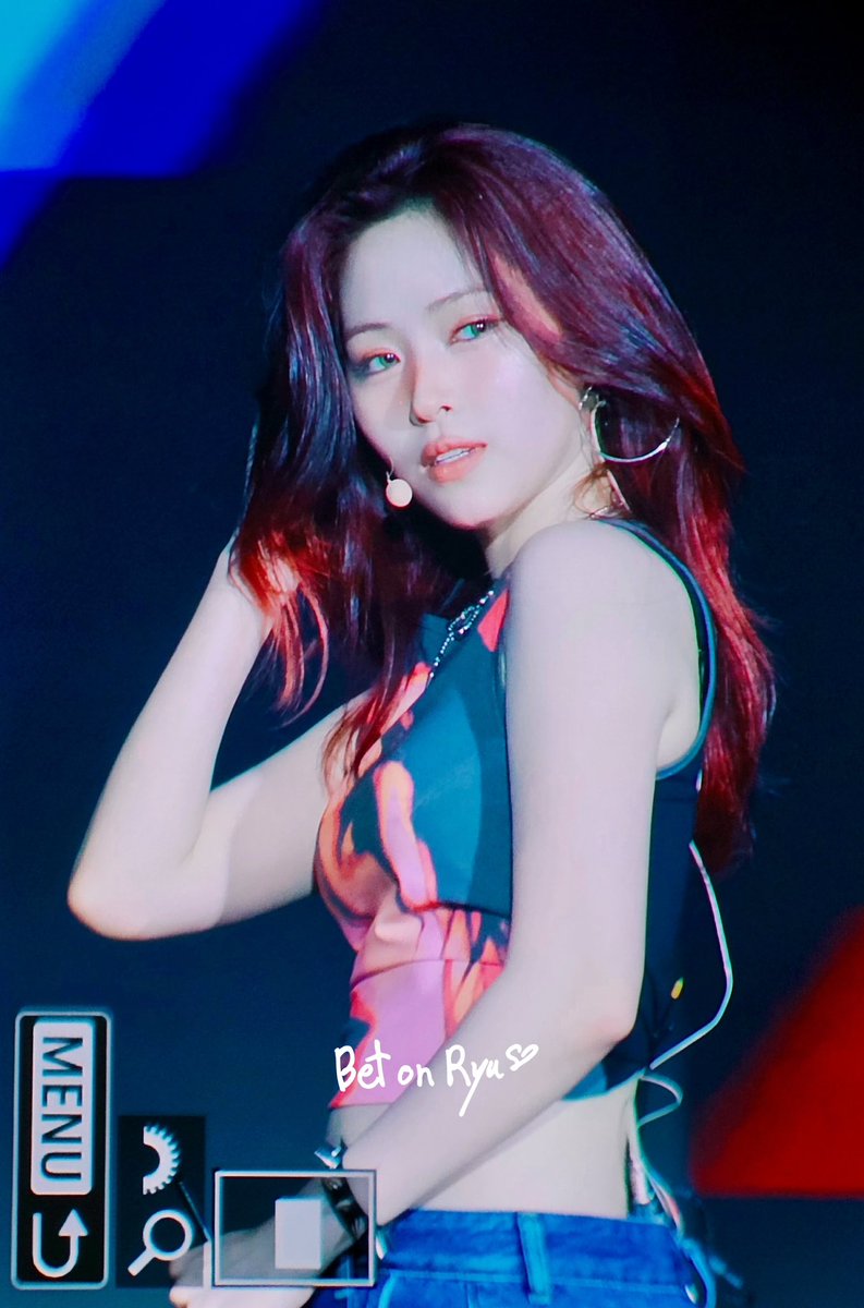 250426 K-flow 3

치명적인🔥

#ITZY #있지 #RYUJIN #류진
<a href="/ITZYofficial/">ITZY</a>