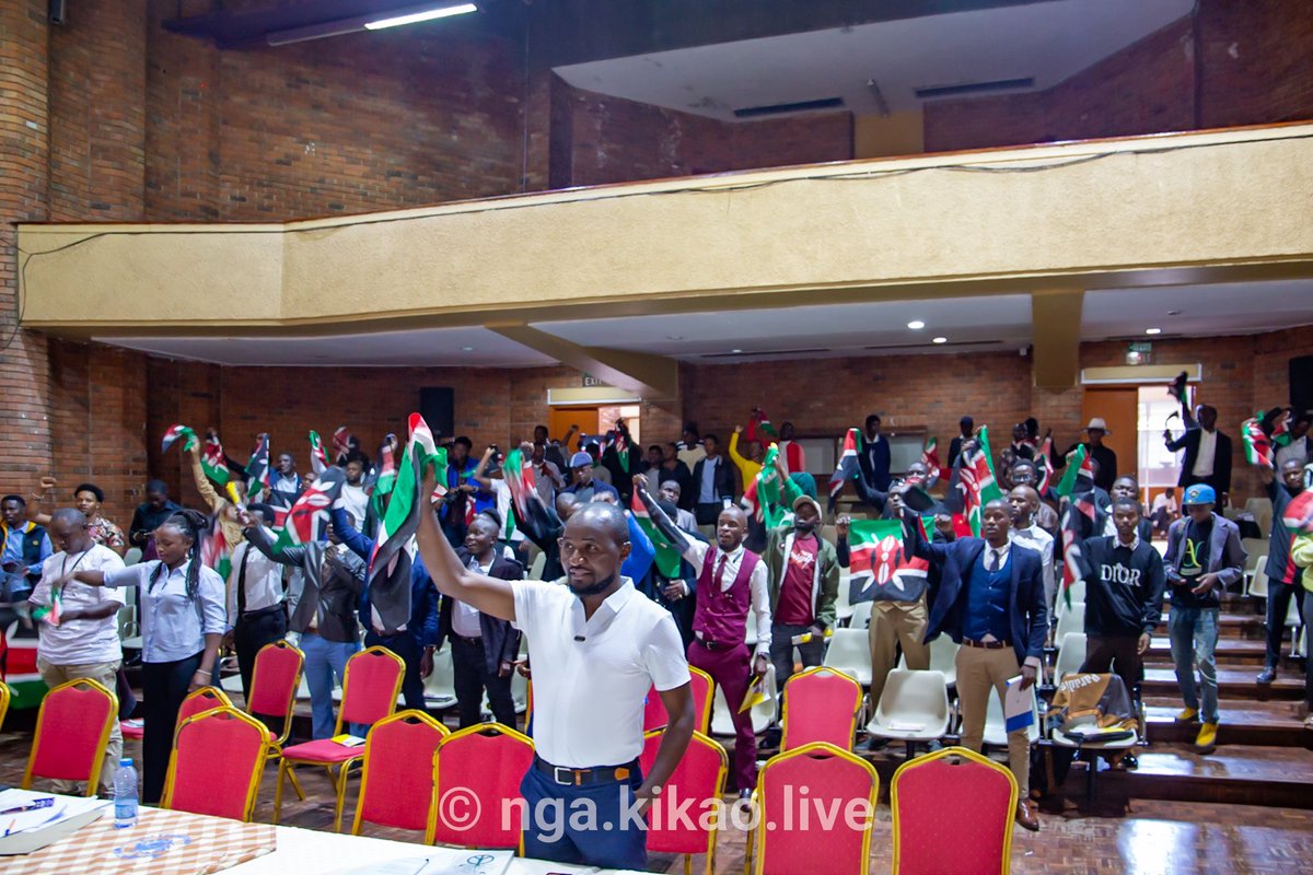 Bright_Shitemi's tweet photo. Young aspirants from across Kenya came together under the banner New Generation Aspirants (NGA) for Ufangamano 1. With representation from across Kenya we are embarking on a national campaign to define our own political agenda. We will not anymore be used as doormats by politicians. Join us by signing up on https://t.co/Do7o5lpZSn . #NGA #YouthforNation