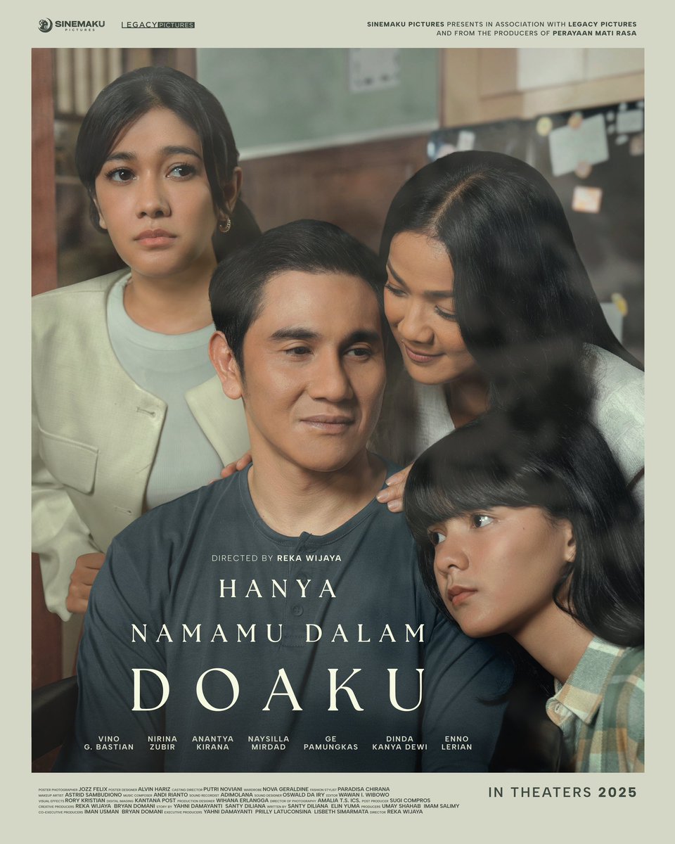 Kadang, masa lalu yang kita kira sudah selesai bisa tiba-tiba datang lagi. Ketika kehangatan yang selama ini kita jaga tiba-tiba goyah, hanya namamu dalam doaku yang menjadi harapan agar semuanya membaik. 

Mungkinkah ada yang ditutupi selama ini?

Hanya Namamu Dalam Doaku, film