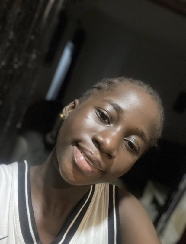 nueltwiitt's tweet photo. I heard the missing Jamb girl has been found alive in Ijebu Ode and is currently on her way back home. 

That’s the outcome of a coordinated effort. https://t.co/0aPMy7kZYd