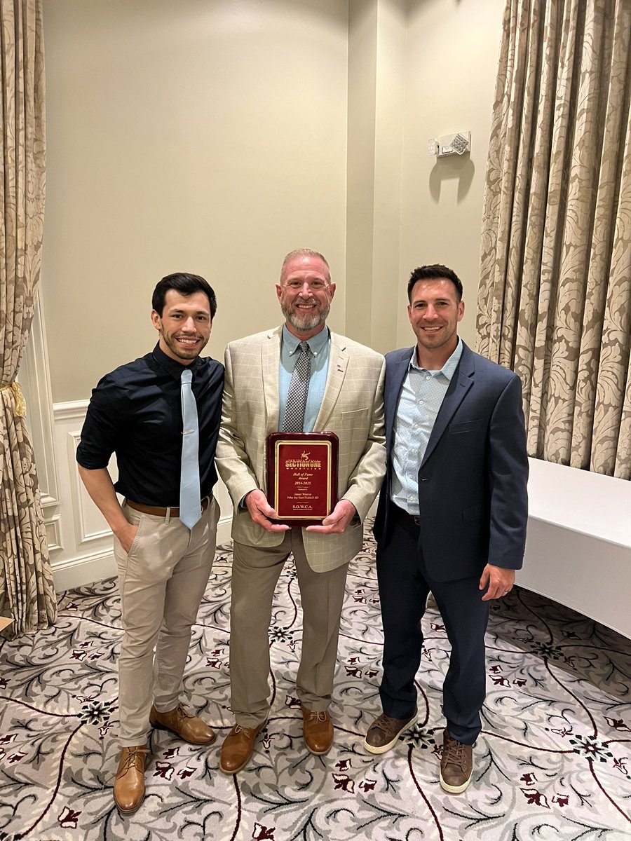 CoachPerry's tweet image. Congrats to my friend and coach Jamie Weaver on being inducted into the Section 1 wrestling Hall of Fame. @JamieWe69044876