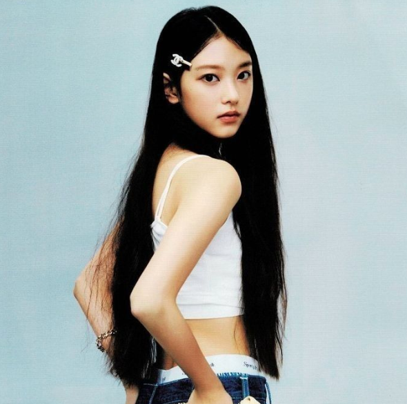 About Music tweet media