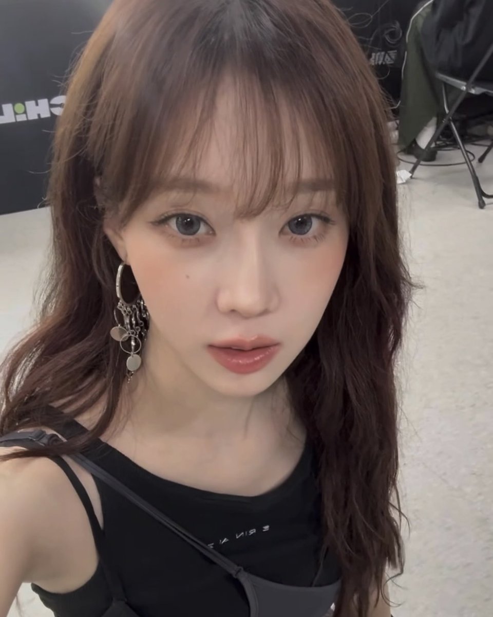 취향의 윈터 tweet media
