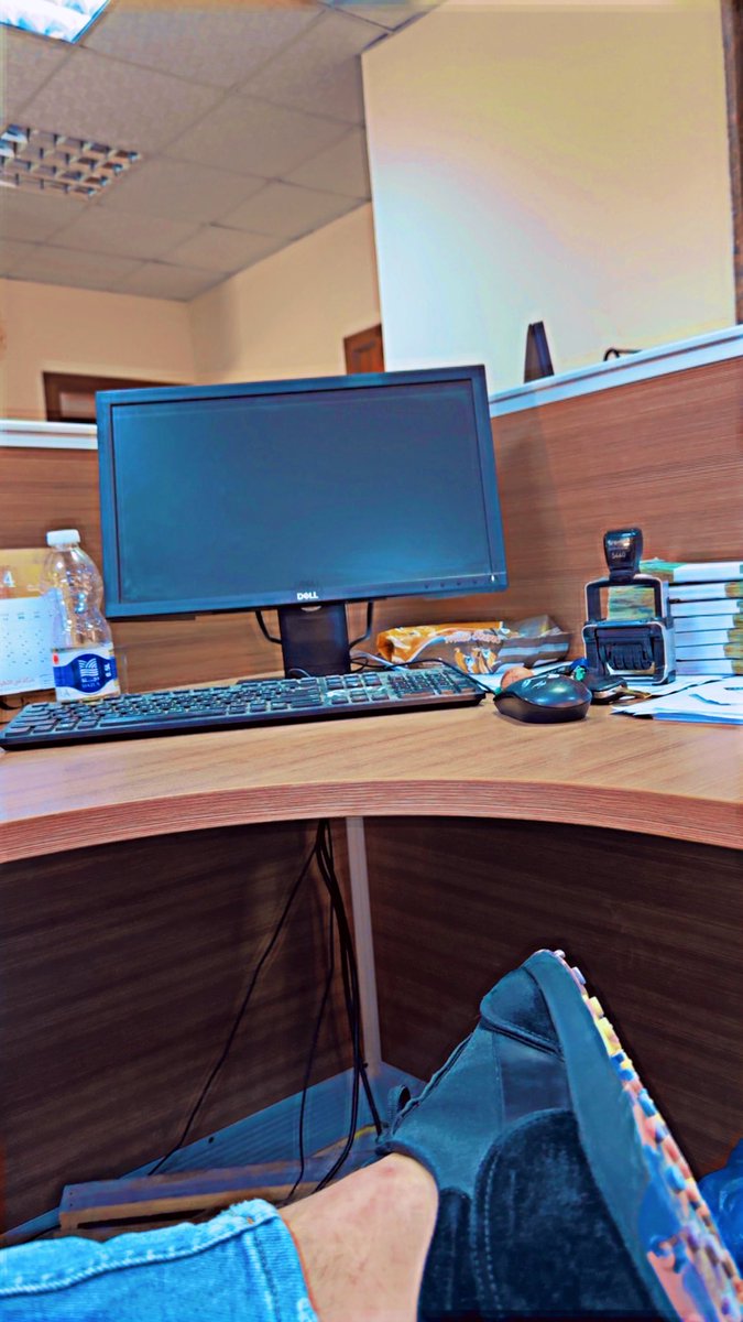 donabudeeb's tweet photo. عمل و سبت 😭😵‍💫 https://t.co/3FhOnXgnEi