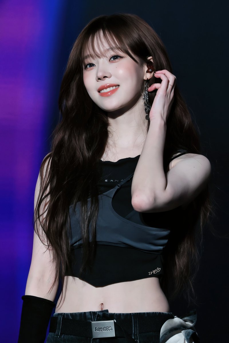 Zhe432's tweet photo. 250426
#윈터 #WINTER 
#에스파 #aespa https://t.co/DYw9G2IR4R