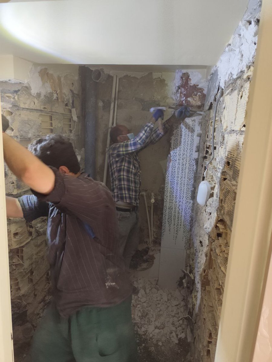 عمو نیما tweet media