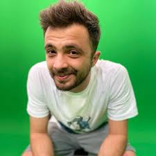 tarikkpashaa's tweet photo. Şu tiplemeler gelip linç etmeye çalışıyor ya, çok da sikimde. Hiçbir zaman sizin gibi omurgasızların sevgisini kazanmak gibi bir derdim olmadı. Olsaydı zaten sizin pisliğinizin yanında saf tutardım. İstediğiniz kadar zırlayın. İçerik üreticisi dışında izleyici olduğumu bi kabul edemediniz.

Holmes konu olunca sapık Yasir abi olunca cinsiyetçilik hassiktir oradan.