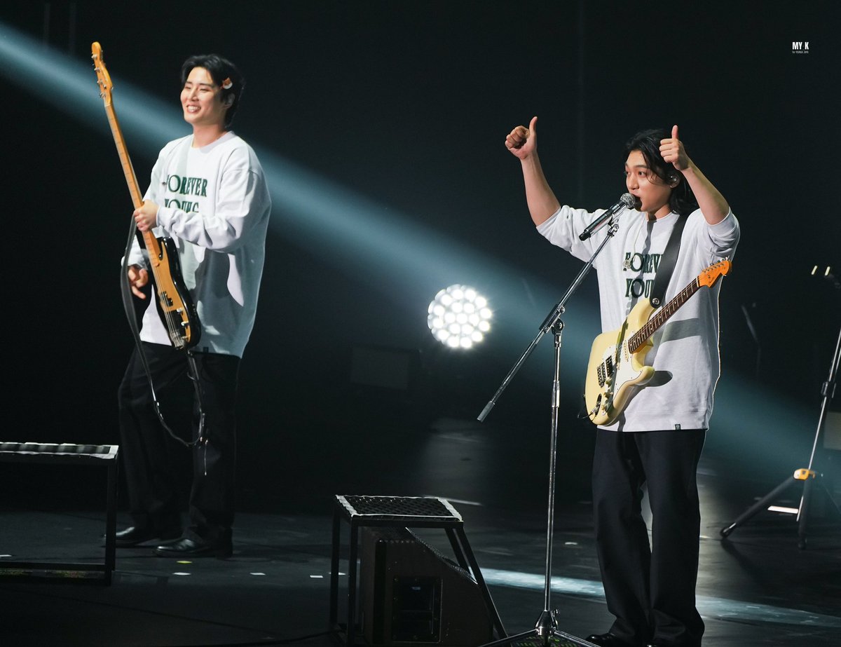 250426 DAY6 3rd World Tour
 in Yokohama
🍀 마이데이 👍
#데이식스 #DAY6 #영케이 #YOUNGK #성진 #SUNGJIN